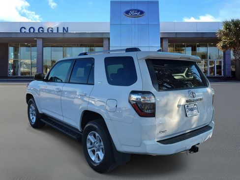 Used 2024 Toyota 4Runner SR5 Premium image 2