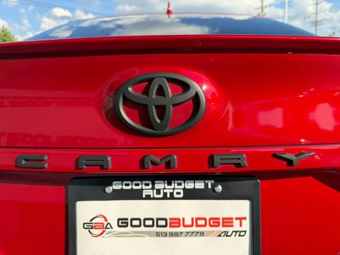 Used 2020 Toyota Camry SE w/ Convenience Package FWD image 48