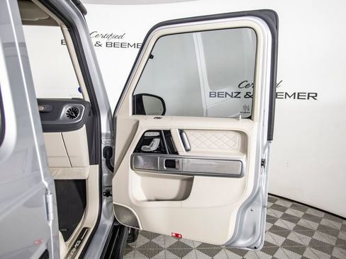Used 2025 Mercedes-Benz G 63 AMG 4MATIC image 19