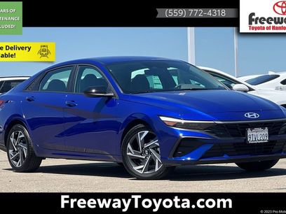Used 2025 Hyundai Elantra Sport w/ Cargo Package