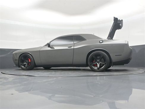 Used 2018 Dodge Challenger SRT Hellcat image 53