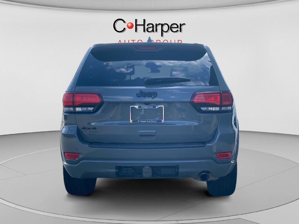 Used 2021 Jeep Grand Cherokee Laredo X AWD/4WD image 4