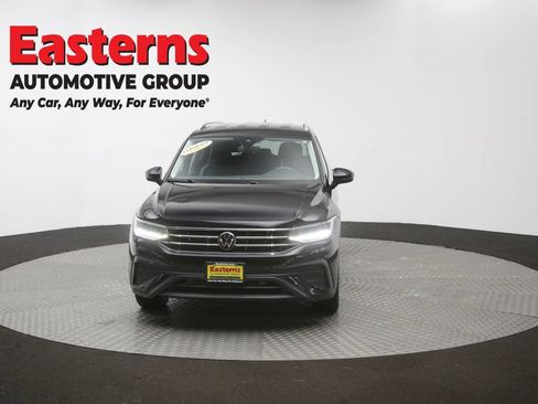 Used 2024 Volkswagen Tiguan SE FWD image 50