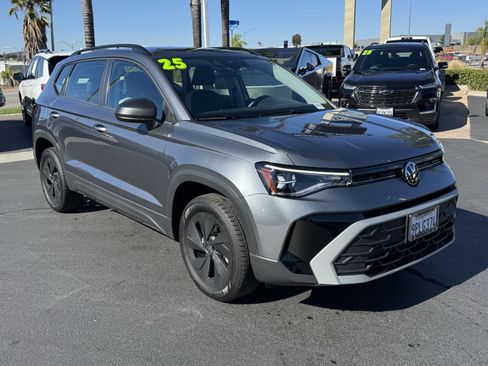 Used 2025 Volkswagen Taos S image 2