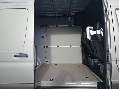 New 2025 Mercedes-Benz Sprinter 2500 image 13