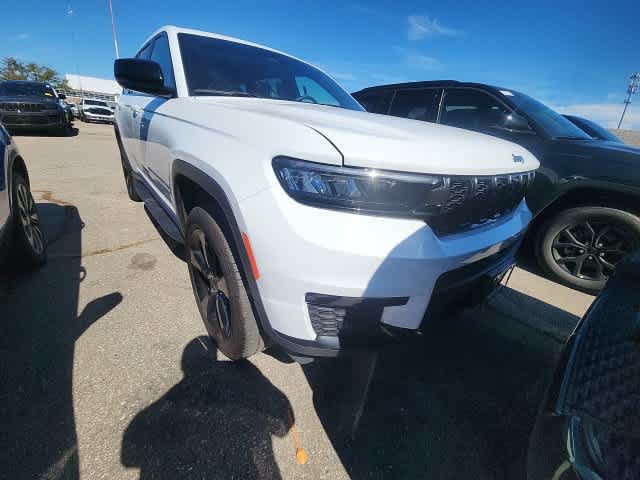 Used 2024 Jeep Grand Cherokee L Limited w/ Luxury Tech Group II AWD/4WD image 21