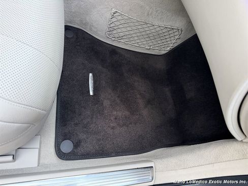 Used 2017 Mercedes-Benz S 550 4MATIC Sedan w/ Premium Package image 57