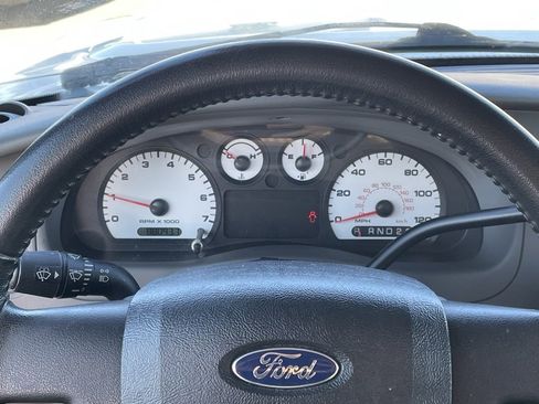 Used 2011 Ford Ranger Sport w/ Bright Trim Group image 15