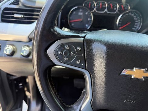 Used 2020 Chevrolet Suburban Premier image 24