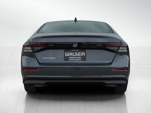 New 2025 Honda Accord SE image 5