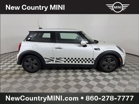 Certified 2024 MINI Cooper 2-Door Hardtop FWD image 8