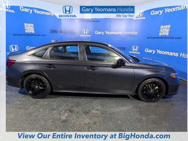 Used 2025 Honda Civic Sport image 6