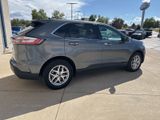 Used 2024 Ford Edge SEL w/ Convenience Package image 4