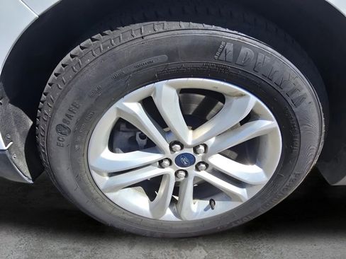 Used 2020 Ford Edge SEL AWD/4WD image 17