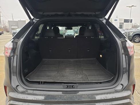 Used 2021 Ford Edge ST image 6