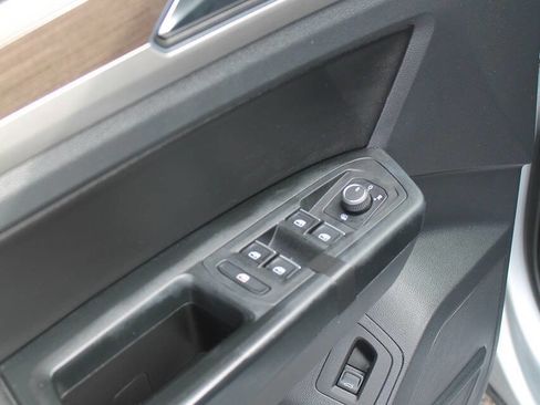 Used 2019 Volkswagen Atlas SE image 11