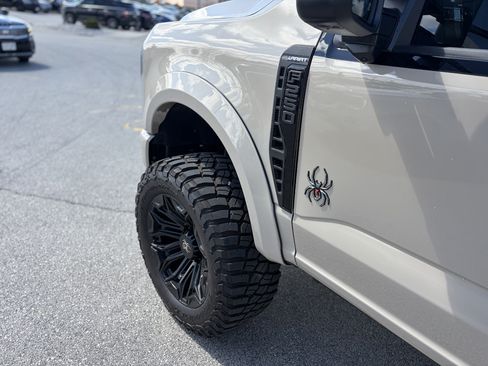 New 2026 Ford F250 Lariat w/ Black Appearance Package AWD/4WD image 12