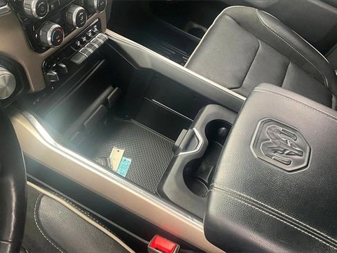 Used 2019 RAM 1500 Laramie image 15