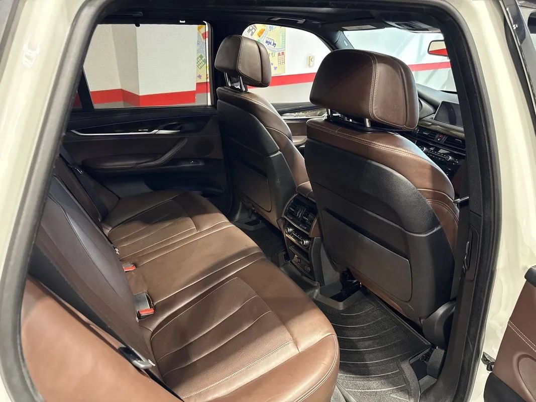 Used 2017 BMW X5 xDrive40e AWD/4WD image 14