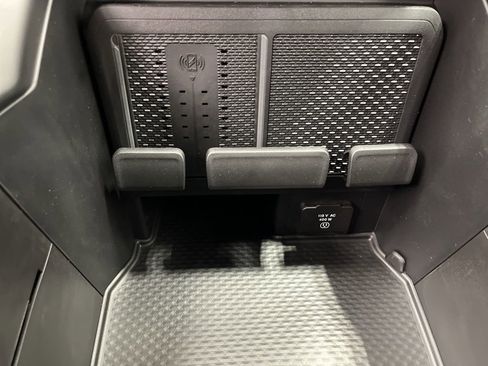 New 2026 RAM 1500 Laramie w/ Laramie Southwest Edition image 18