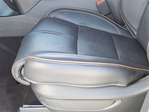 New 2025 Lincoln Aviator Black Label image 23