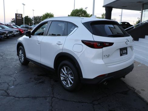 Certified 2023 MAZDA CX-5 AWD 2.5 S w/ Select Package image 3