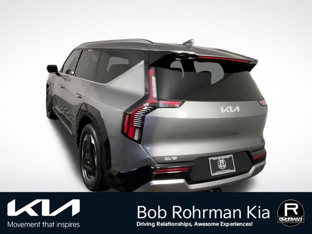 Used 2024 Kia EV9 Land AWD/4WD image 9