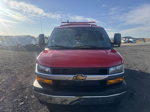 New 2025 Chevrolet Express 3500 w/ Power Convenience Package image 10