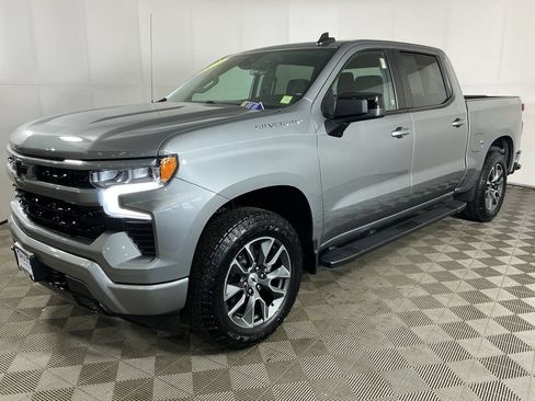 Used 2023 Chevrolet Silverado 1500 RST AWD/4WD image 4