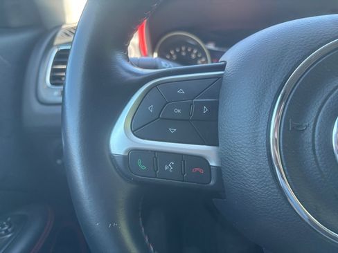 Used 2018 Jeep Compass Trailhawk AWD/4WD image 22