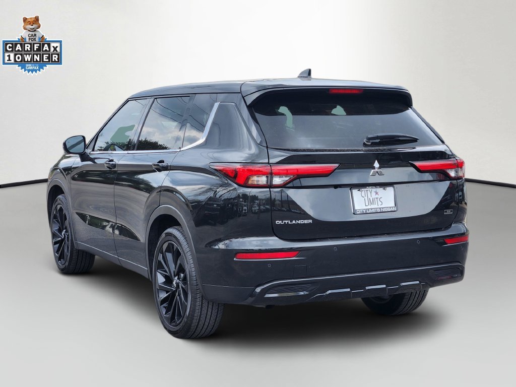Used 2024 Mitsubishi Outlander SE Black Edition FWD image 5