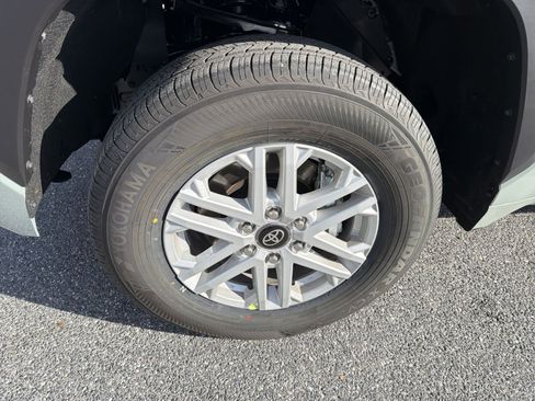 New 2026 Toyota Tundra SR5 image 12