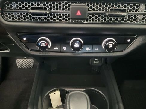 Certified 2024 Honda HR-V Sport image 13
