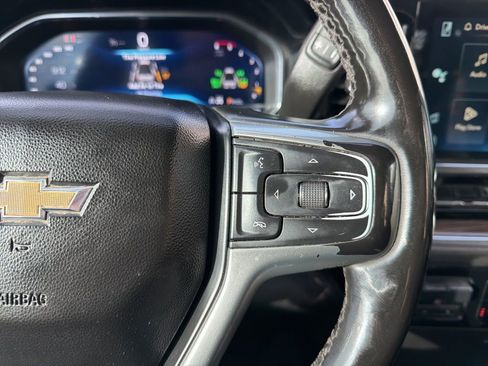 Used 2024 Chevrolet Silverado 3500 LT w/ Convenience Package image 17