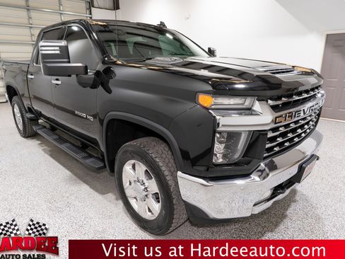 Used 2020 Chevrolet Silverado 2500 LTZ w/ Technology Package image 6