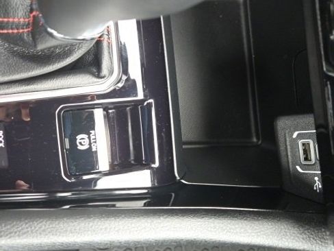 Used 2024 Jeep Compass Trailhawk w/ Trailhawk Elite Group image 35