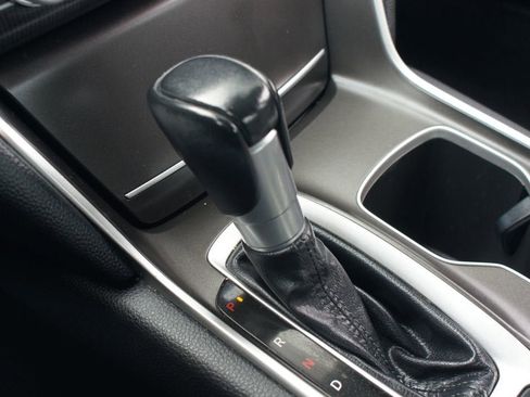 Used 2019 Honda Accord Sport image 11