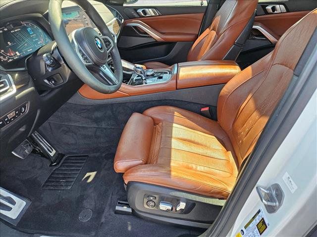 Used 2021 BMW X6 M50i w/ Executive Package AWD/4WD image 15