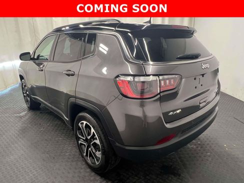 Certified 2023 Jeep Compass Limited w/ Sun and Sound Group AWD/4WD image 8