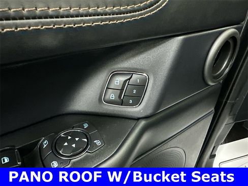 Used 2020 Ford Expedition Platinum image 12