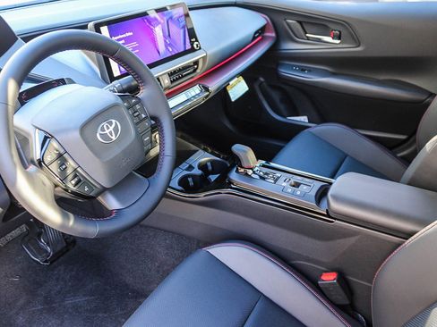 New 2026 Toyota Prius Plug-In Hybrid FWD image 20