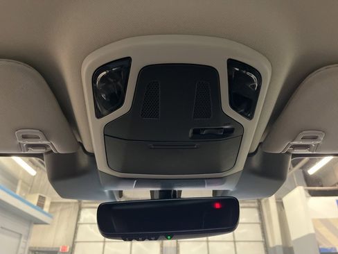 Used 2025 Subaru Outback w/ Popular Package #1A image 26