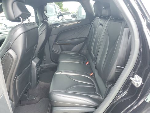 Used 2019 Lincoln MKC Premiere image 10