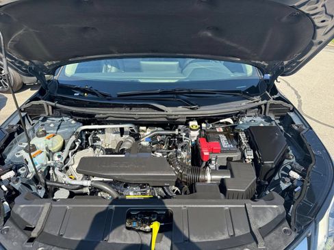 Used 2026 Nissan Rogue SL FWD image 35