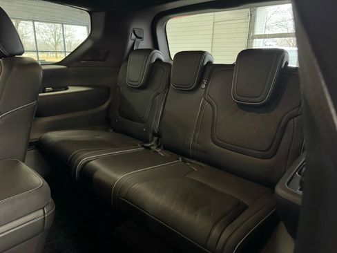 Used 2025 INFINITI QX80 Autograph image 29