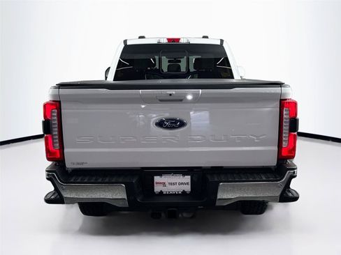 Used 2023 Ford F350 Lariat w/ Lariat Ultimate Package AWD/4WD image 12