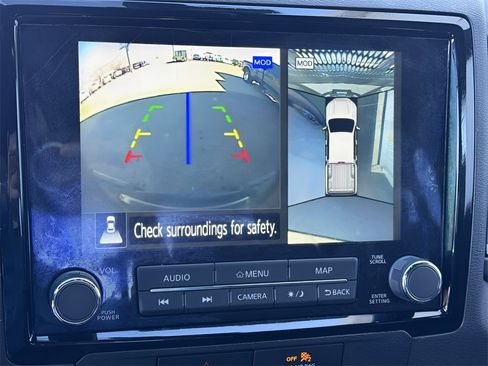 Used 2022 Nissan Frontier PRO-4X image 17