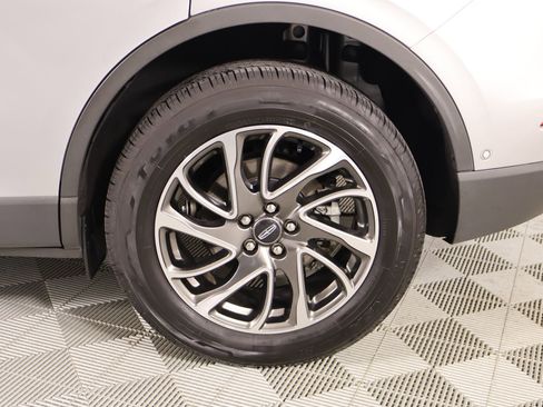 Used 2020 Lincoln Corsair FWD image 19