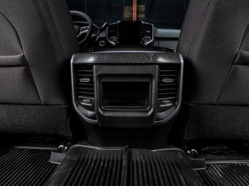 Used 2025 RAM 3500 Big Horn image 32