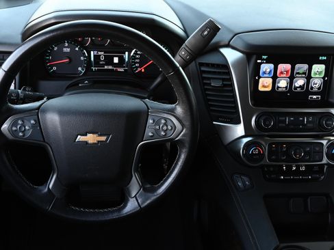 Used 2020 Chevrolet Tahoe LT image 14